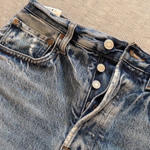 AGOLDE Riley Short - size 27 - Picture 2 of 7